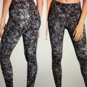 Athleta Black and White Snake Pattern Leggings
